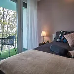 Catamaran - Hostaid Appartamento