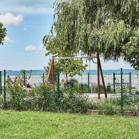 Lägenhet Catamaran - Hostaid