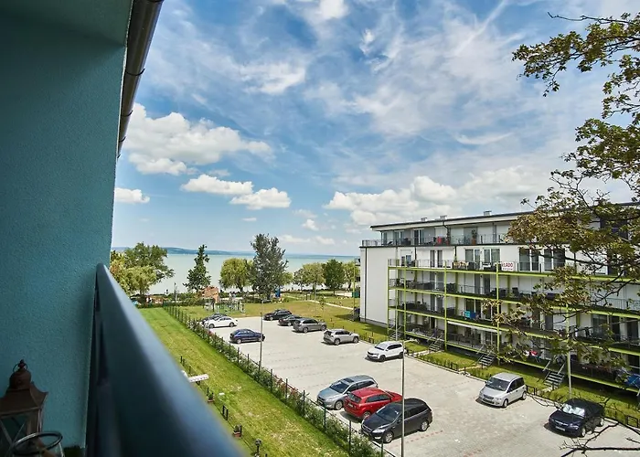 Catamaran - Hostaid Siófok