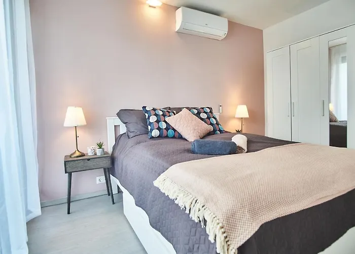 Catamaran - Hostaid Apartment *